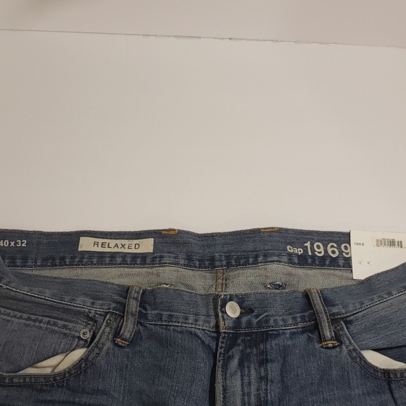 COPY - Men GAP relaxed straight leg Jean's NWT - Picture 4 of 7